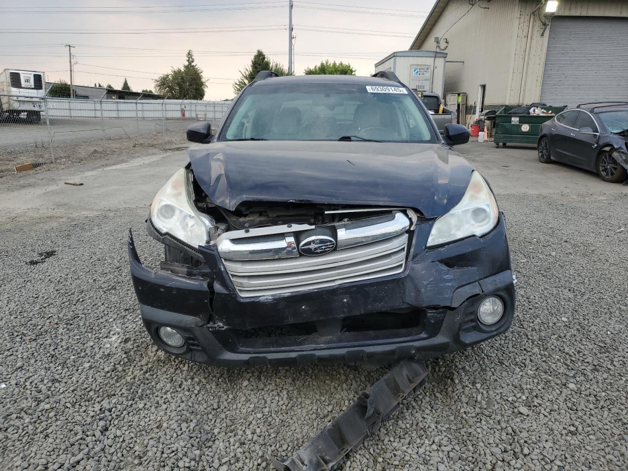 2014 Subaru Outback 2.5I Premium - Image 5