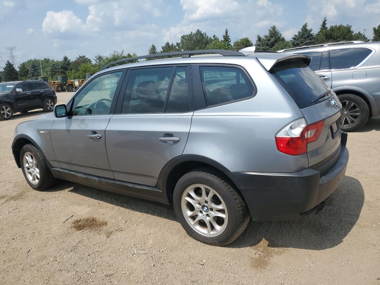 2004 BMW X3 2.5I - Фото 2