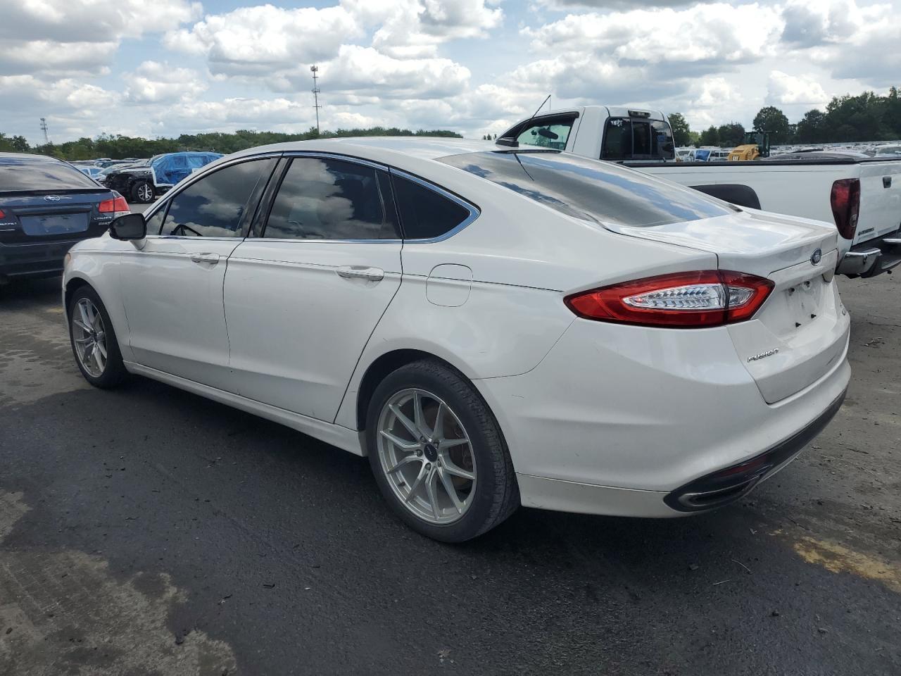 2014 Ford Fusion Se - Фото 2