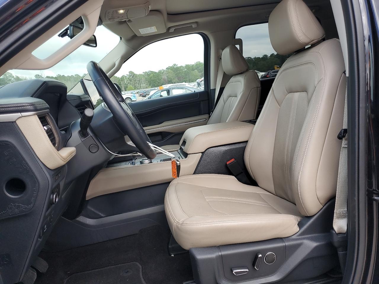 2023 Ford Expedition Limited - Image 7