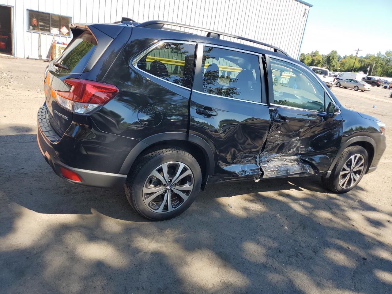 2021 Subaru Forester Limited - Фото 3