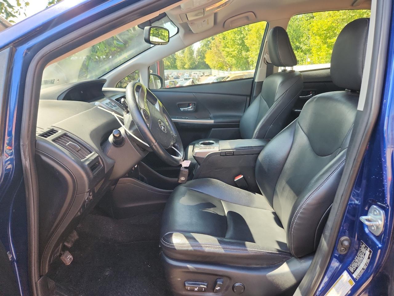2016 Toyota Prius V - Фото 7