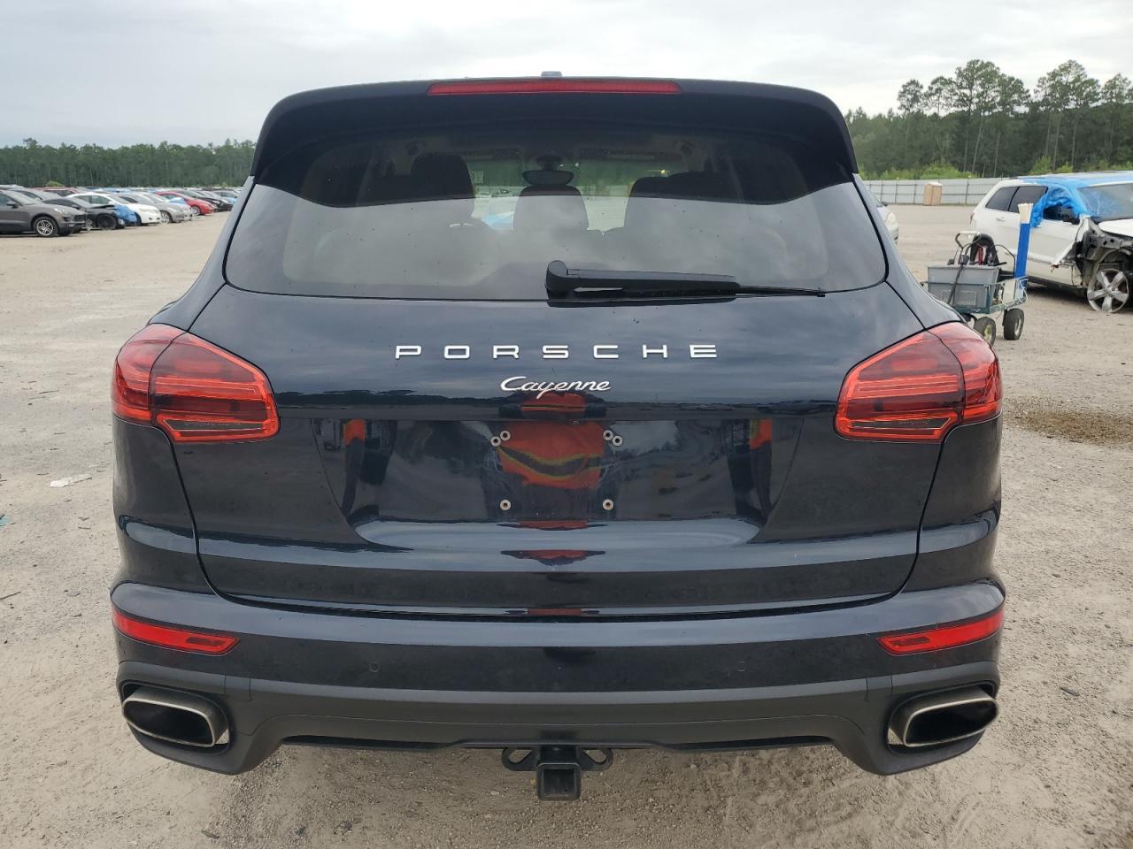 2016 Porsche Cayenne - Image 6