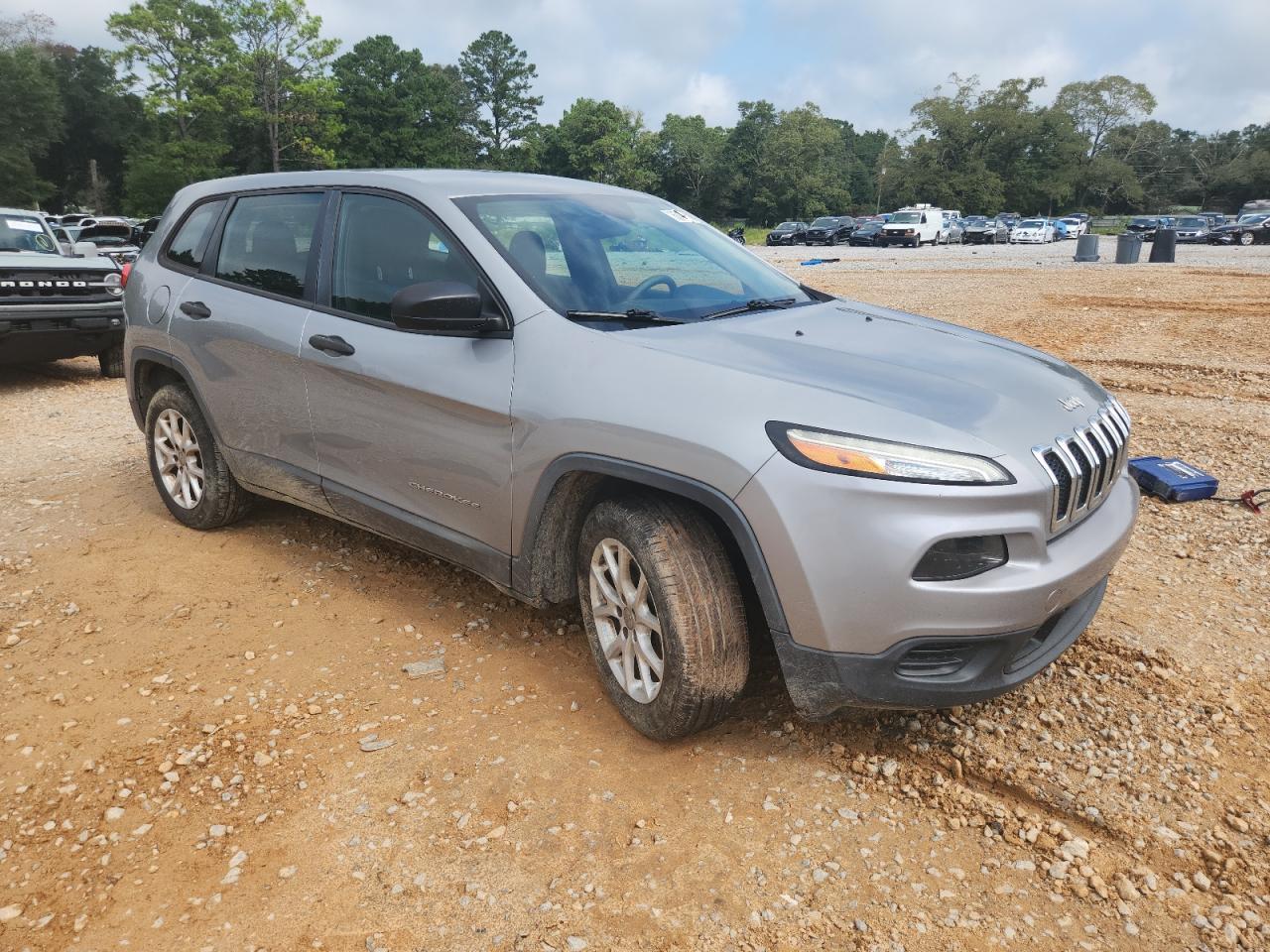 2015 Jeep Cherokee Sport - Фото 4