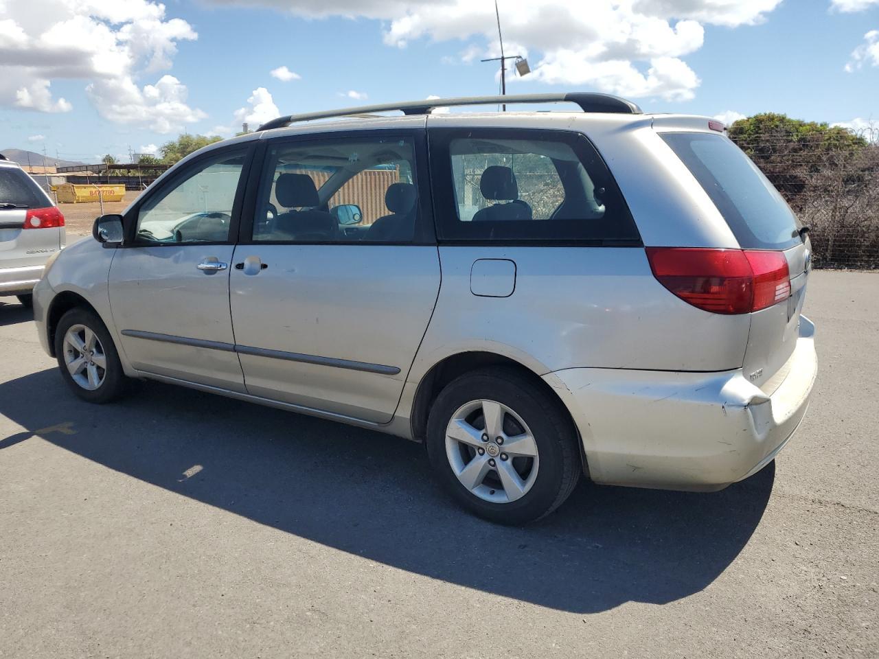 2004 Toyota Sienna Ce - Фото 2