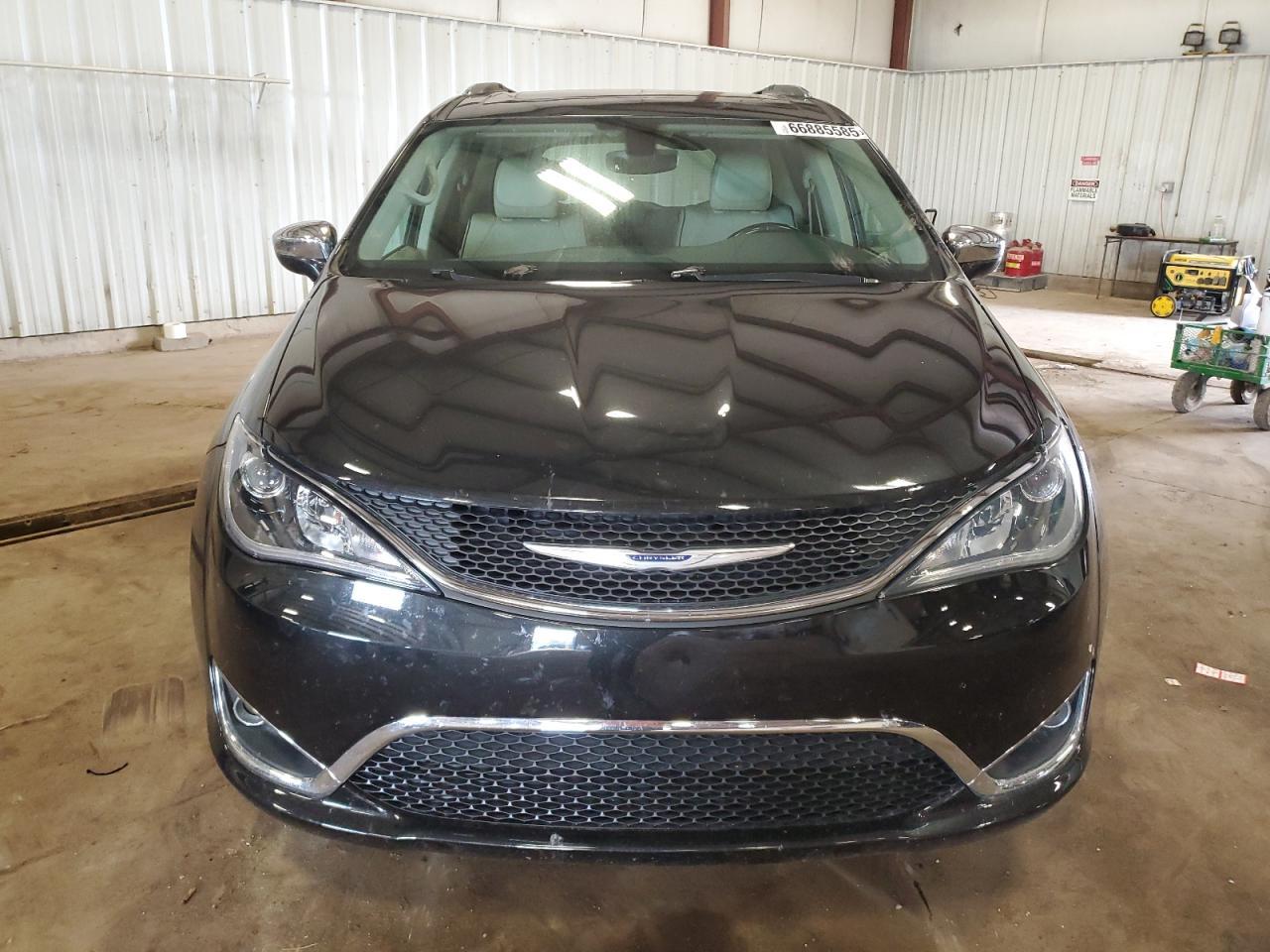 2018 Chrysler Pacifica Limited - Фото 5