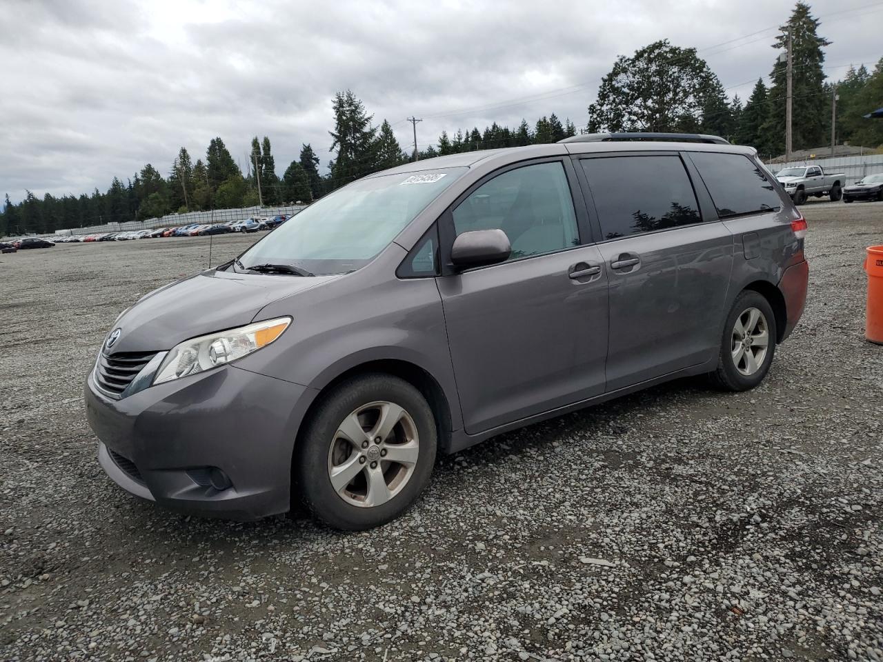 2013 Toyota Sienna Le