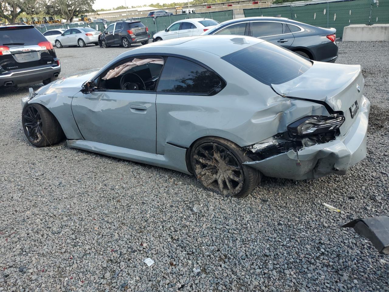 2025 BMW M2 - Фото 2