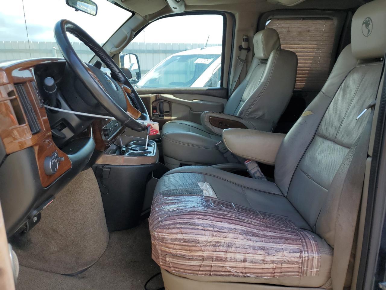 2015 Chevrolet Express G2500 3Lt - Фото 7