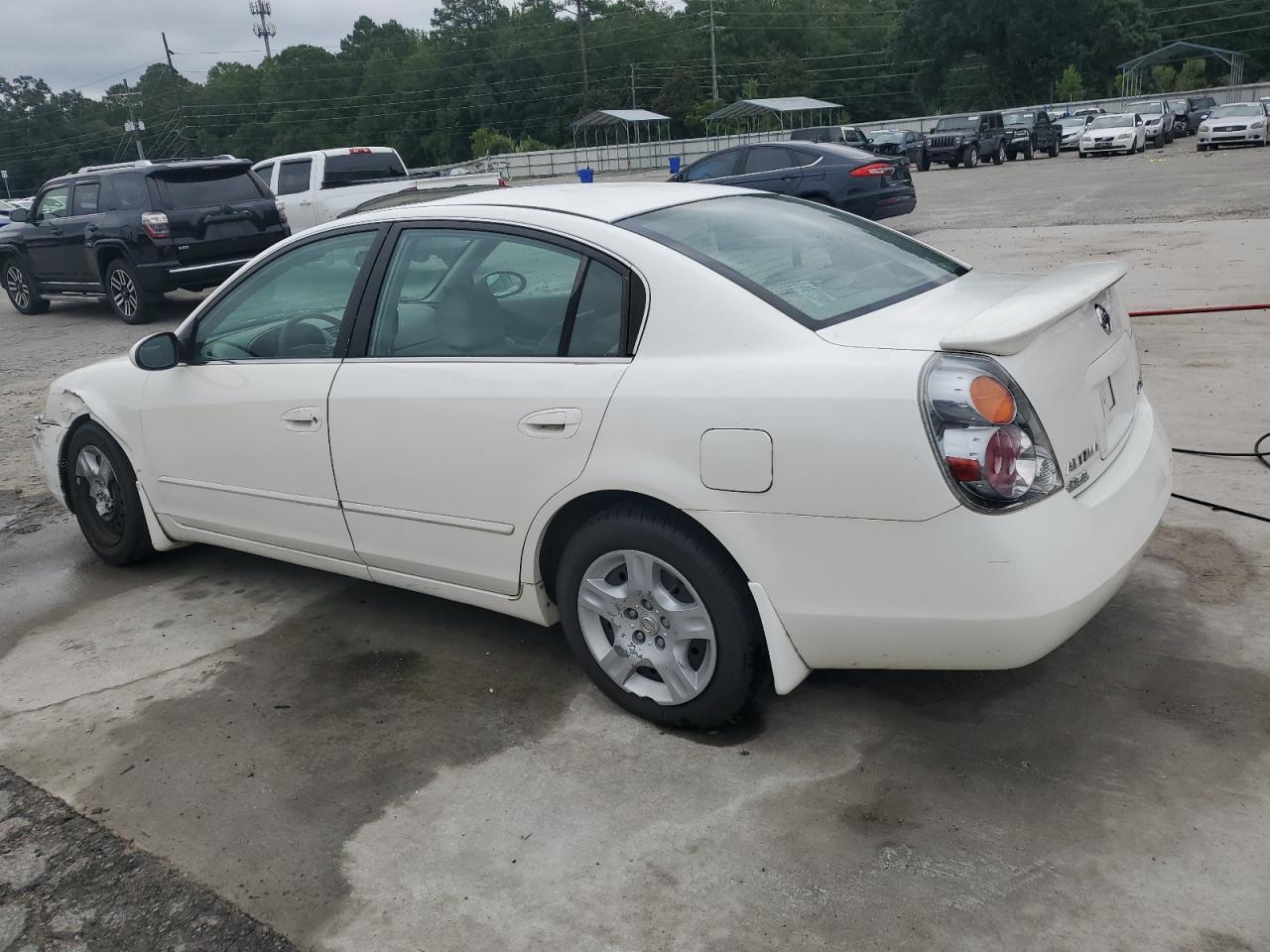2003 Nissan Altima Base - Фото 2