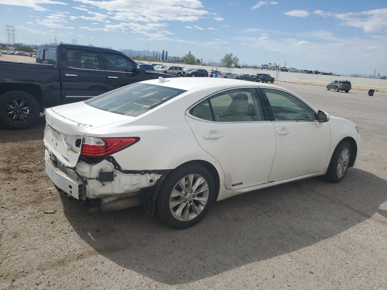 2013 Lexus Es 300H - Фото 3