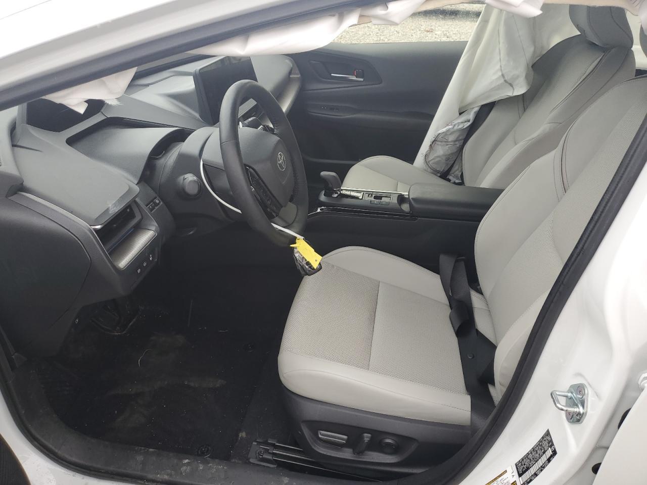 2023 Toyota Prius Le - Фото 7