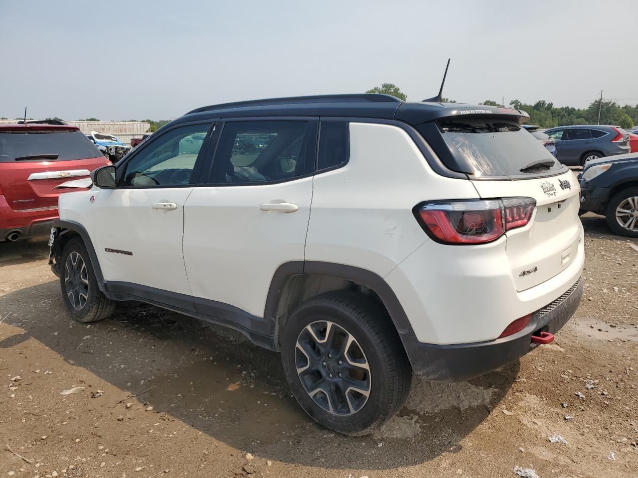 2020 Jeep Compass Trailhawk - Фото 2