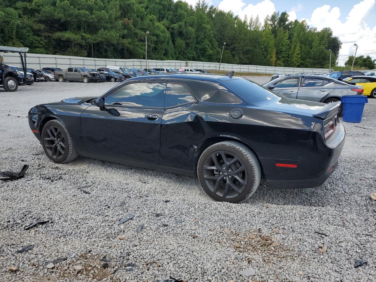 2023 Dodge Challenger Sxt - Фото 2