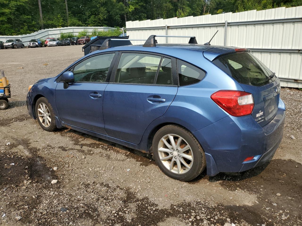 2014 Subaru Impreza Premium - Image 2