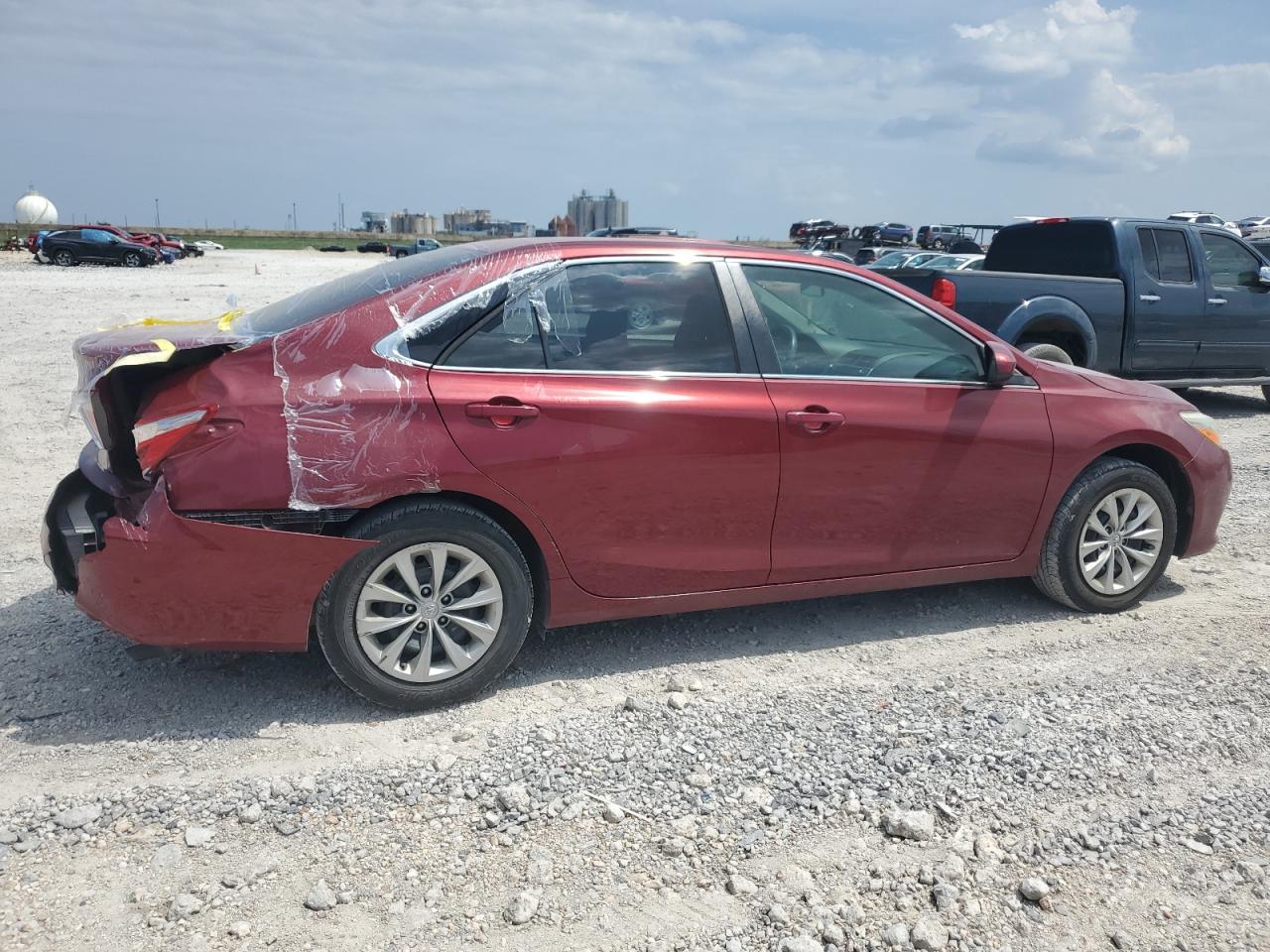 2017 Toyota Camry Le - Фото 3