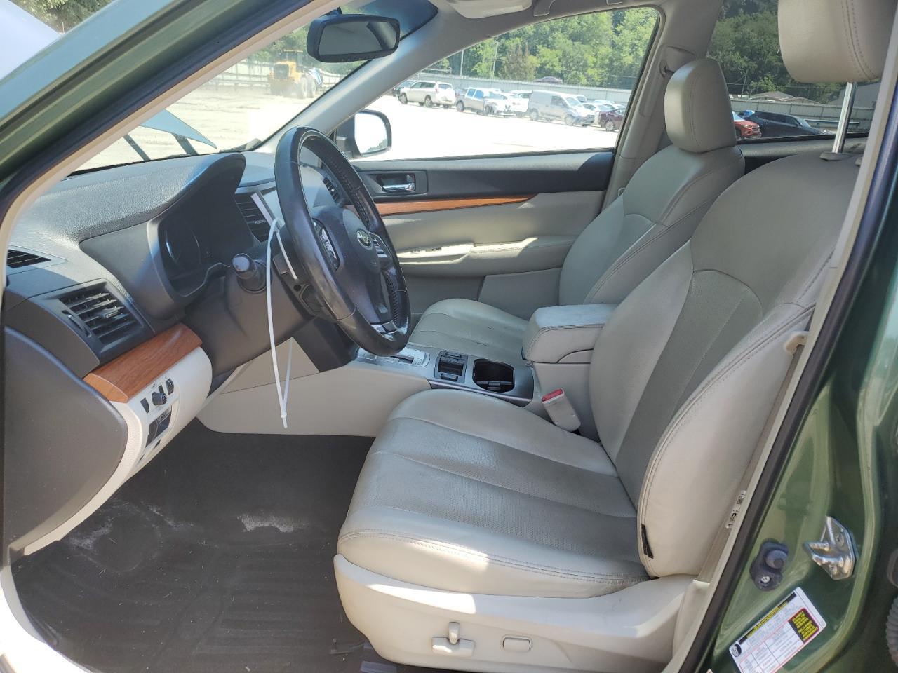 2013 Subaru Outback 2.5I Limited - Image 7