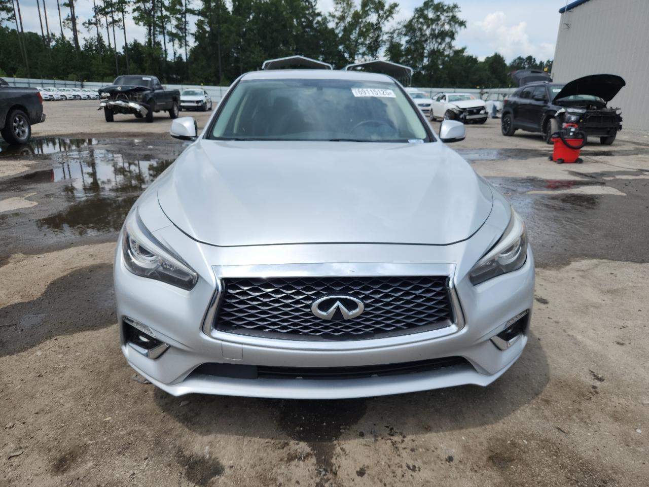 2019 Infiniti Q50 Luxe - Image 5