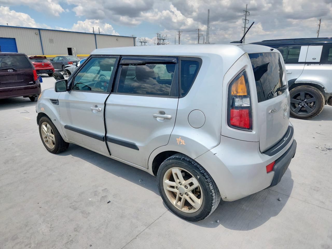 2011 Kia Soul + - Фото 2
