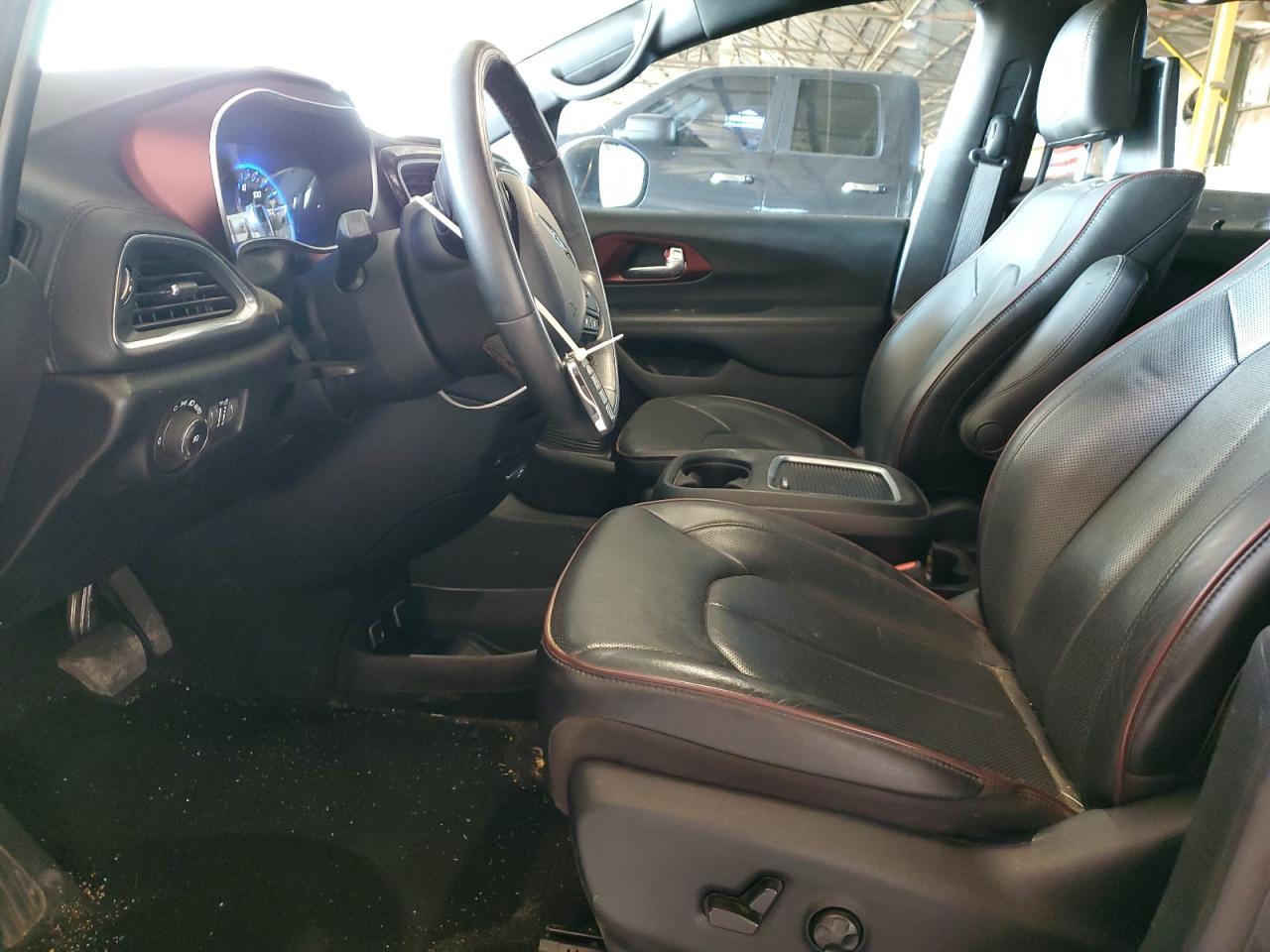 2020 Chrysler Pacifica Limited - Image 7
