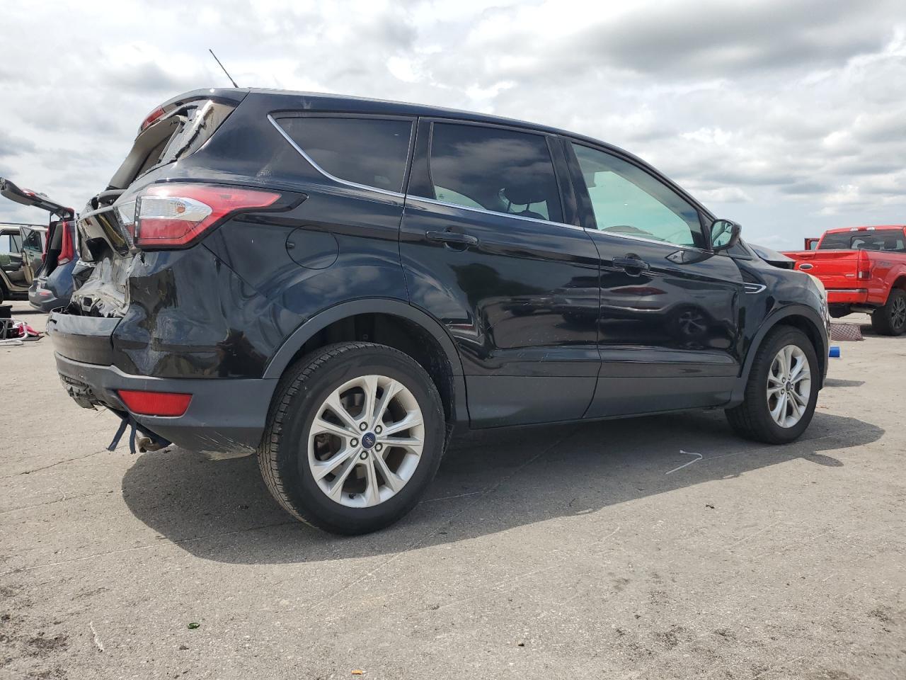 2017 Ford Escape Se - Image 3