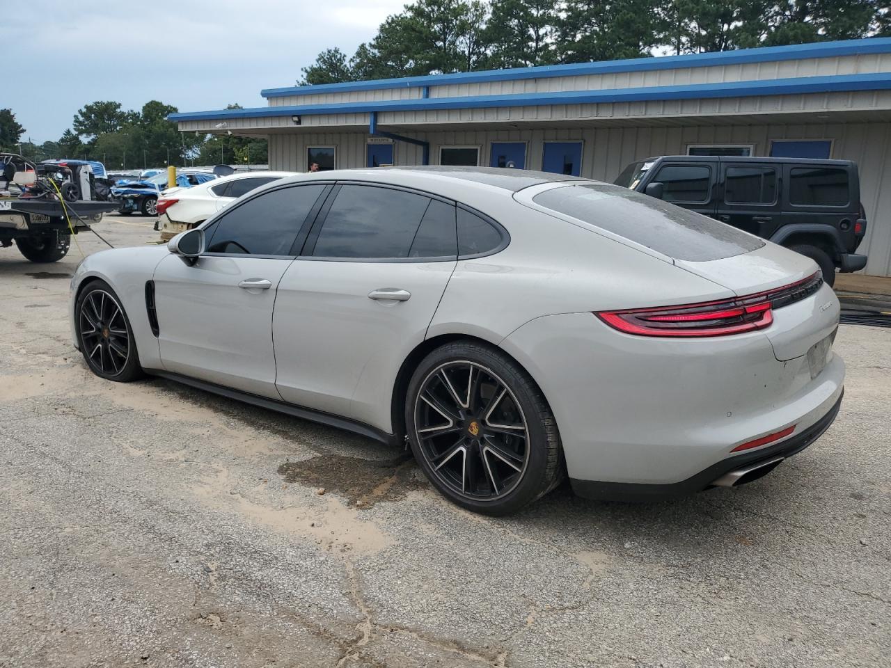 2020 Porsche Panamera Base - Image 2