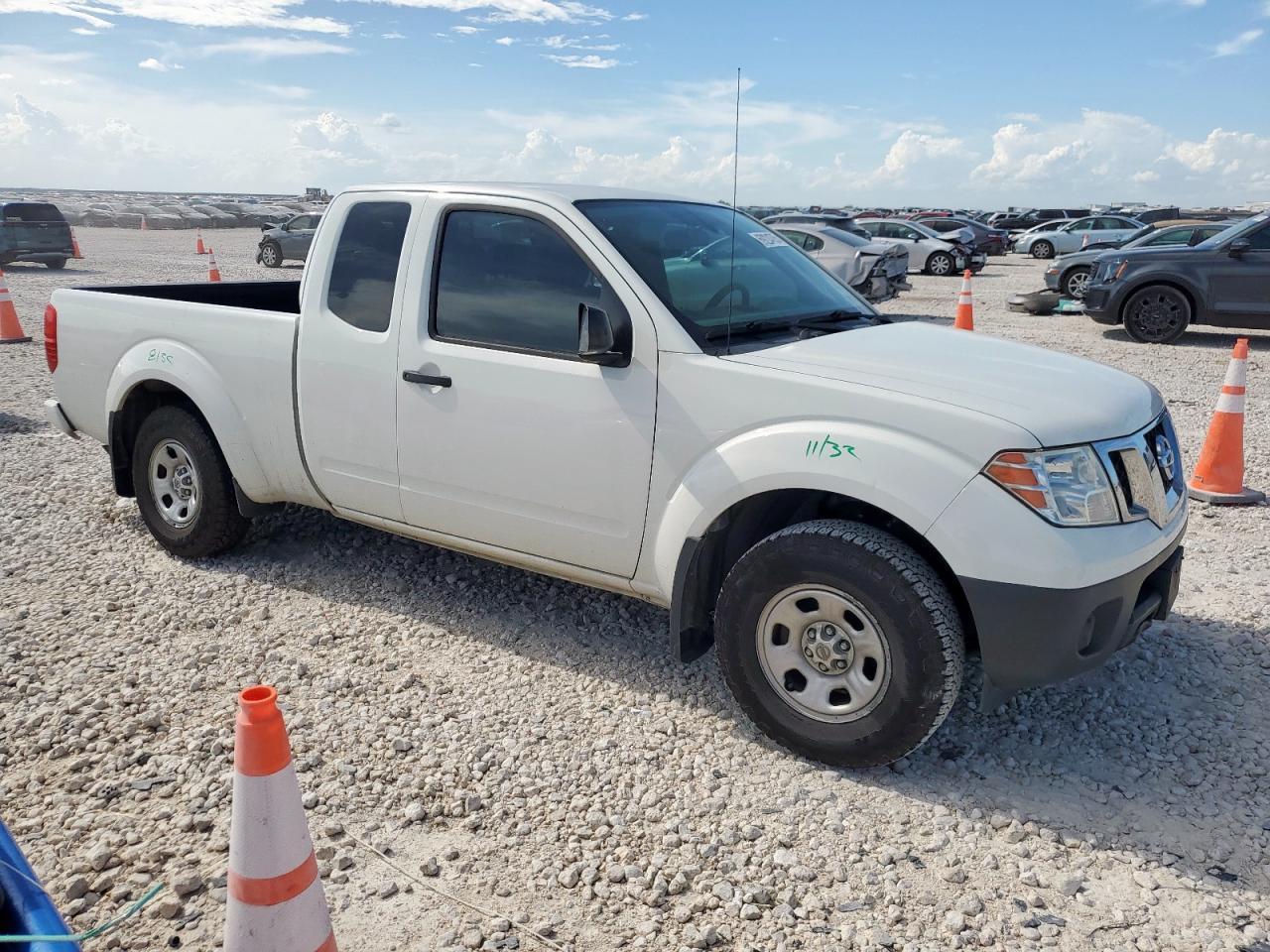 2018 Nissan Frontier S - Image 4