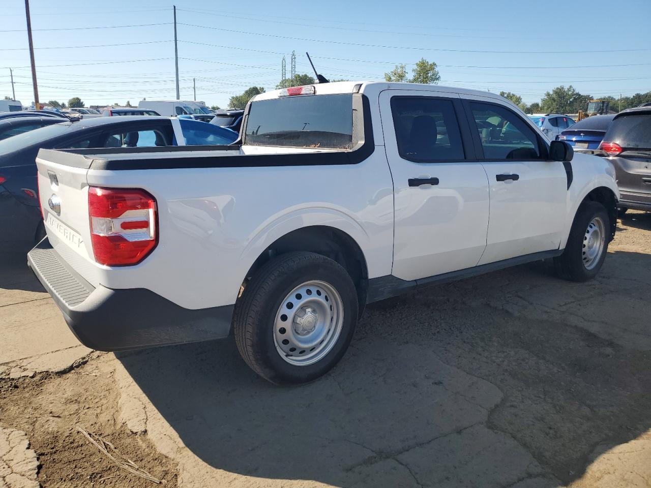 2024 Ford Maverick Xl - Image 3