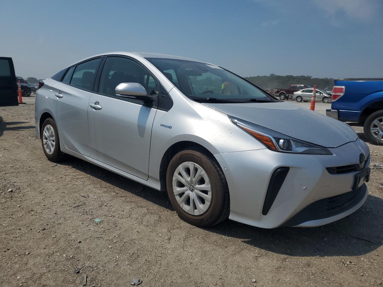 2021 Toyota Prius Special Edition - Фото 4