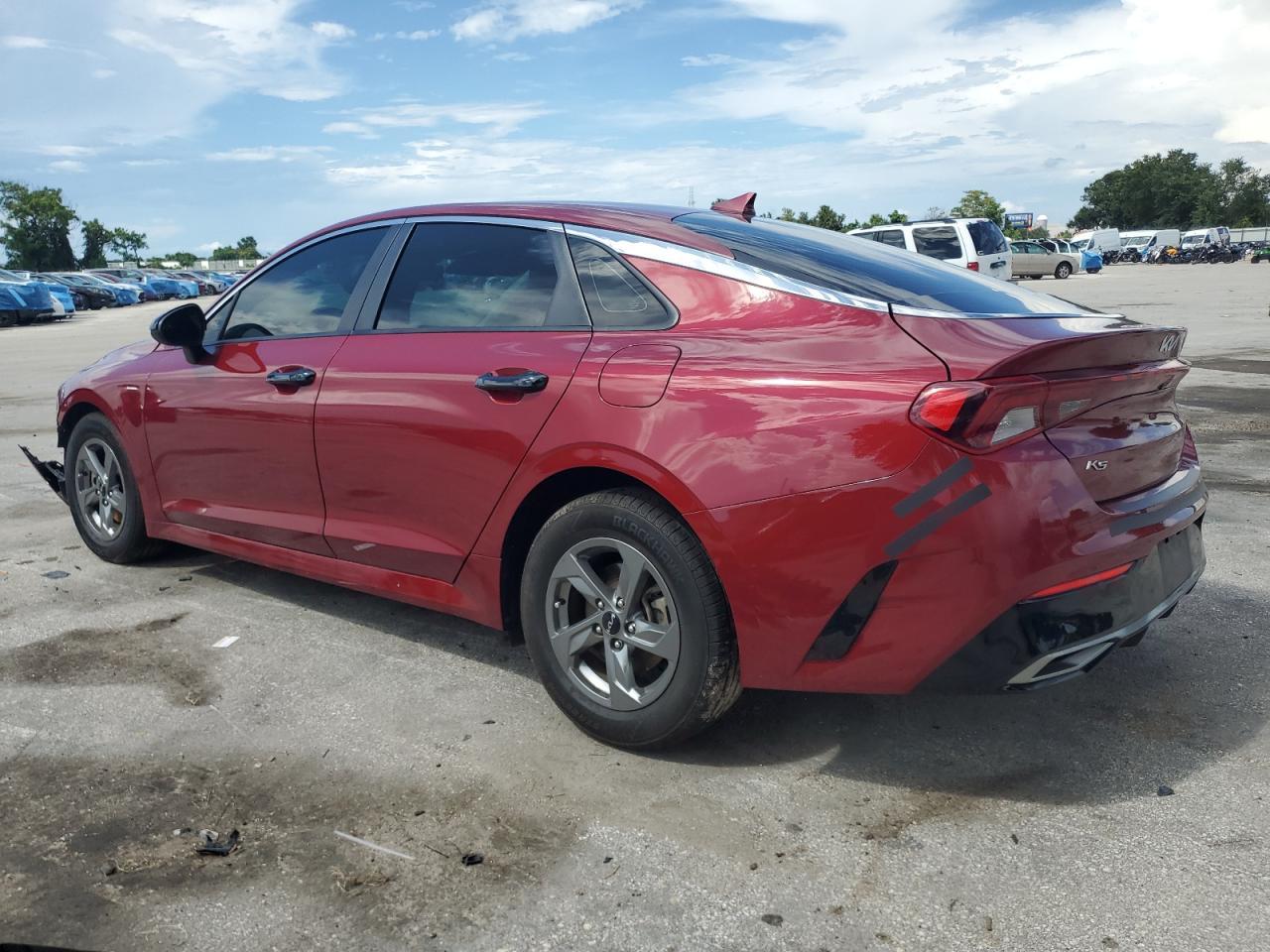 2022 Kia K5 Lxs - Image 2