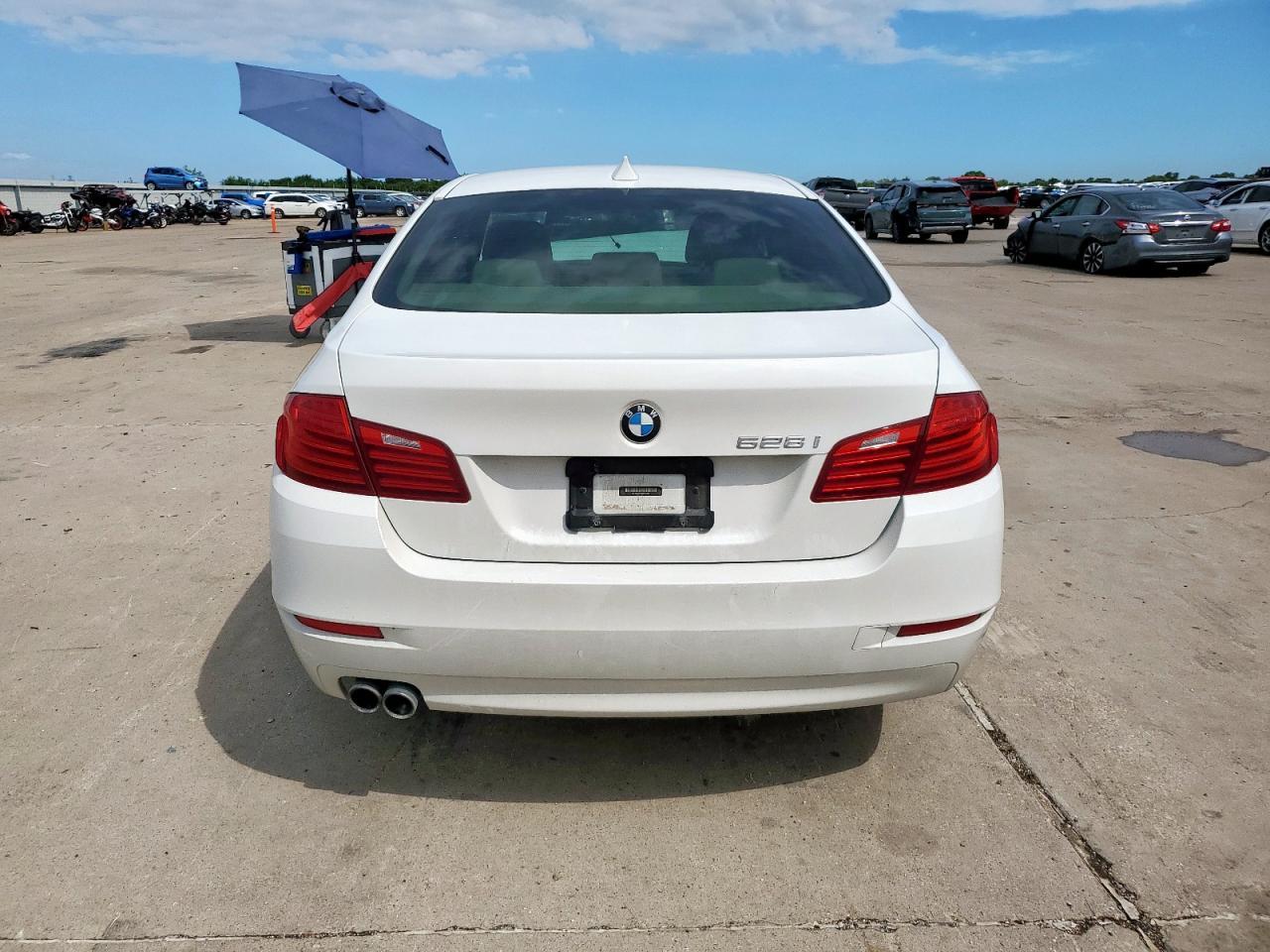 2014 BMW 528 I - Image 6