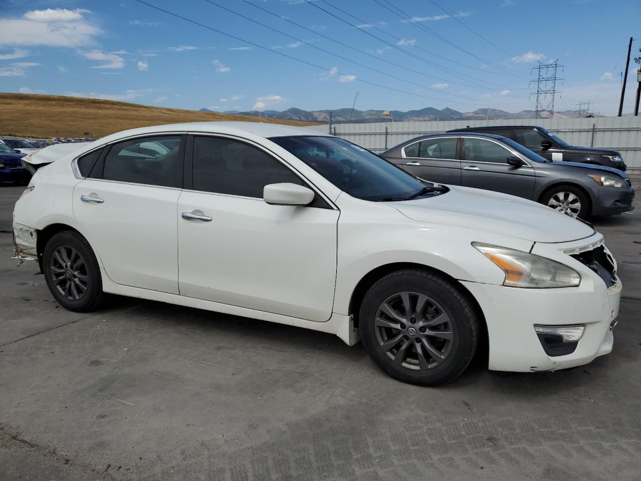 2015 Nissan Altima 2.5 - Image 4