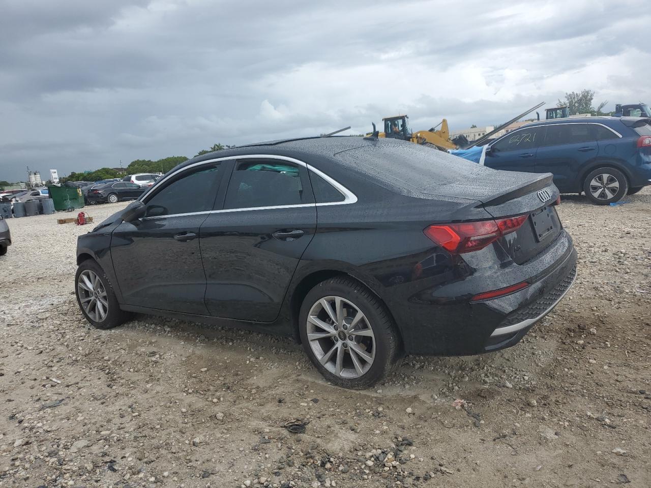 2025 Audi A3 Premium - Фото 2