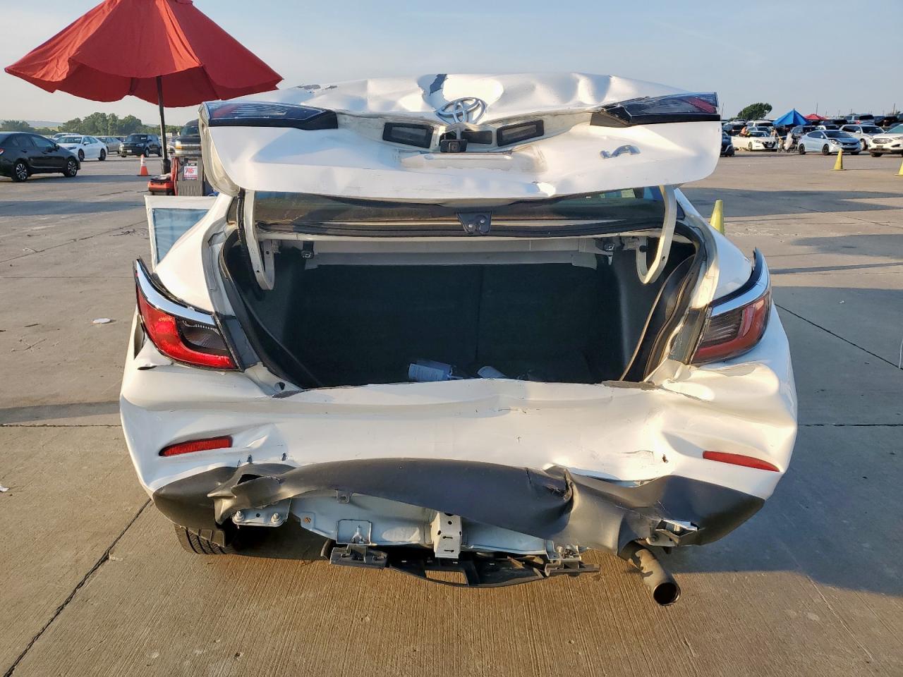 2018 Toyota Yaris Ia - Фото 6