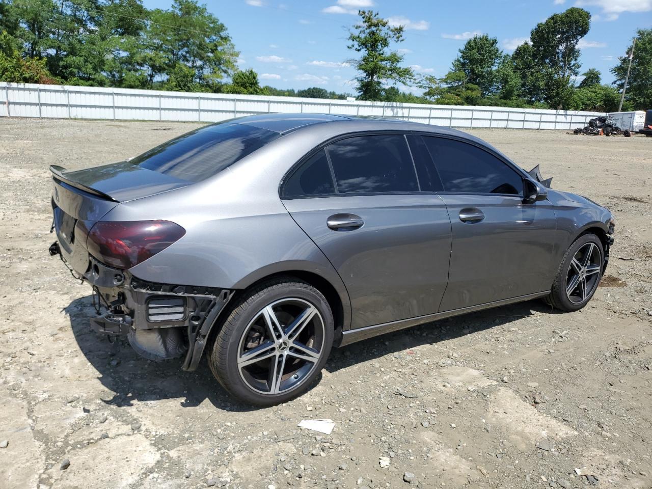 2019 Mercedes-Benz A 220 4Matic - Фото 3