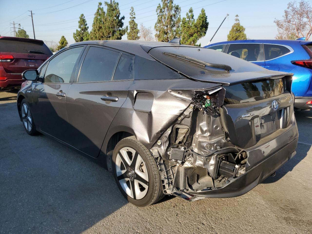 2017 Toyota Prius - Image 2