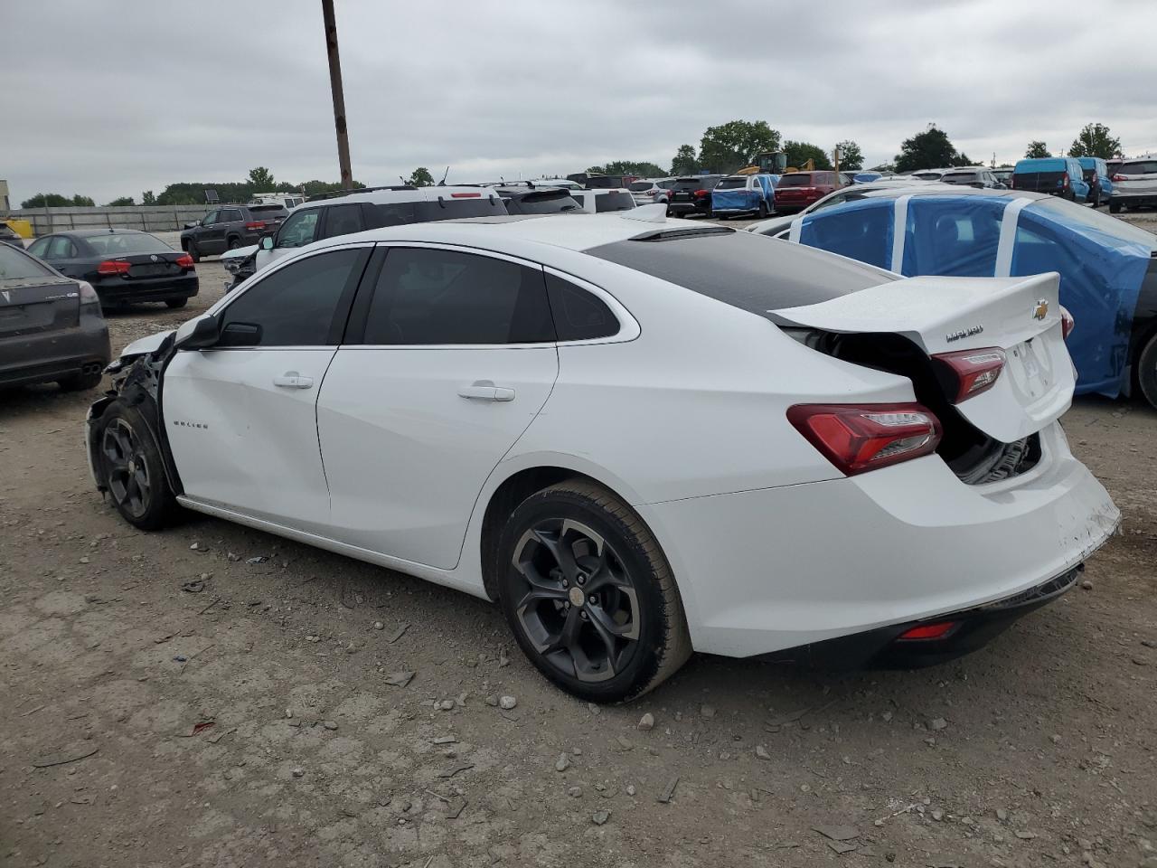 2022 Chevrolet Malibu Lt - Image 2