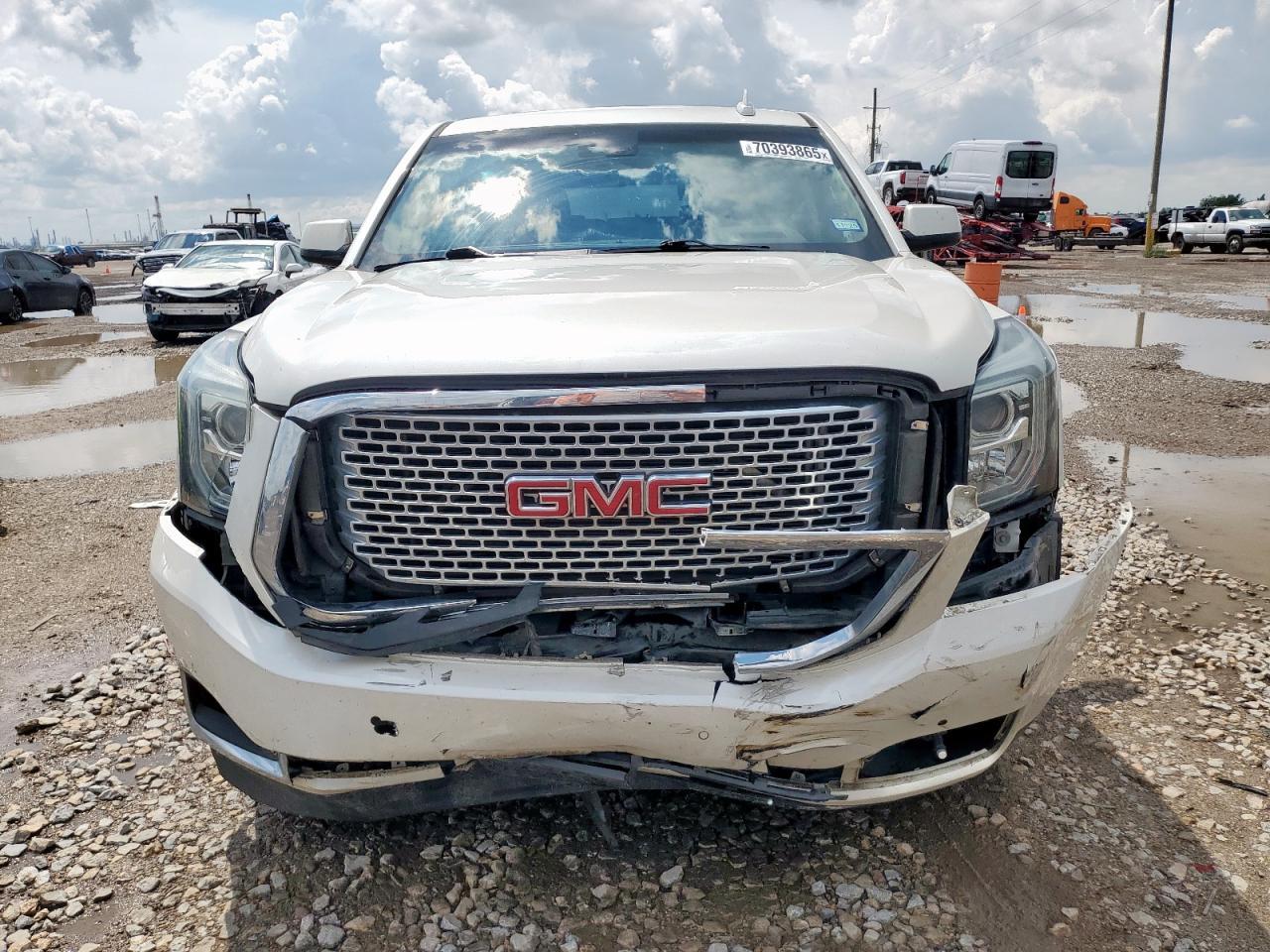 2015 GMC Yukon Denali - Фото 5