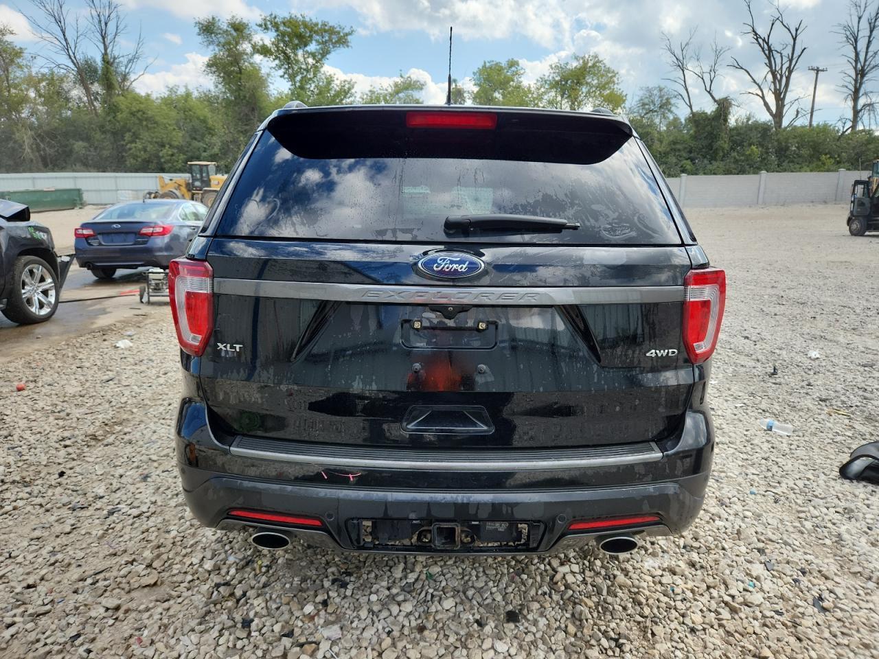 2018 Ford Explorer Xlt - Image 6