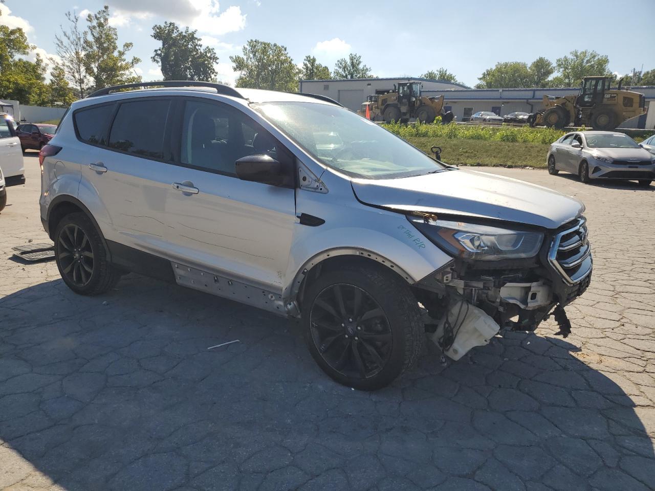 2019 Ford Escape Se - Image 4