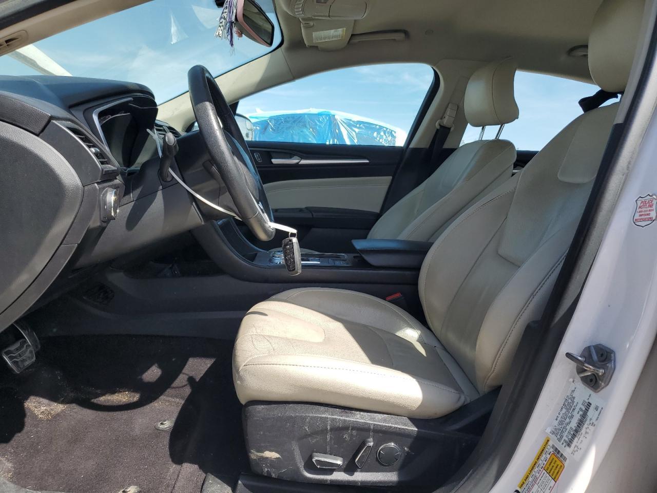 2017 Ford Fusion Titanium Hev - Image 7