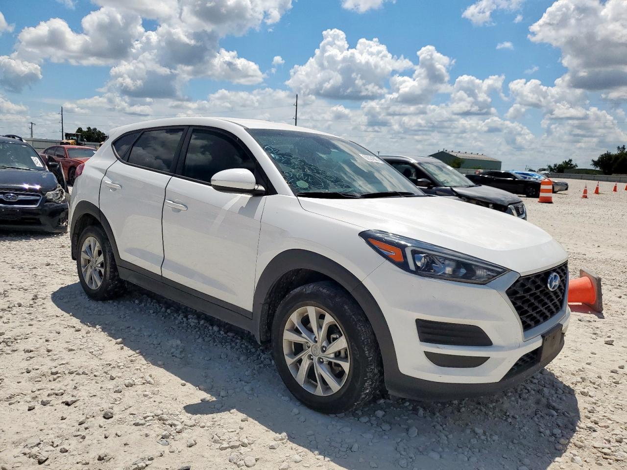 2021 Hyundai Tucson Se - Фото 4