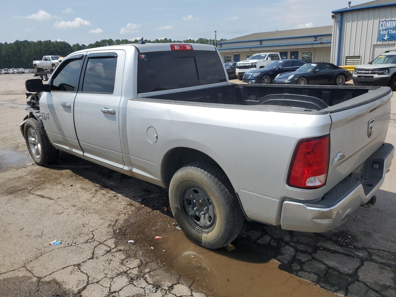 2019 Ram 1500 Classic Slt - Фото 2