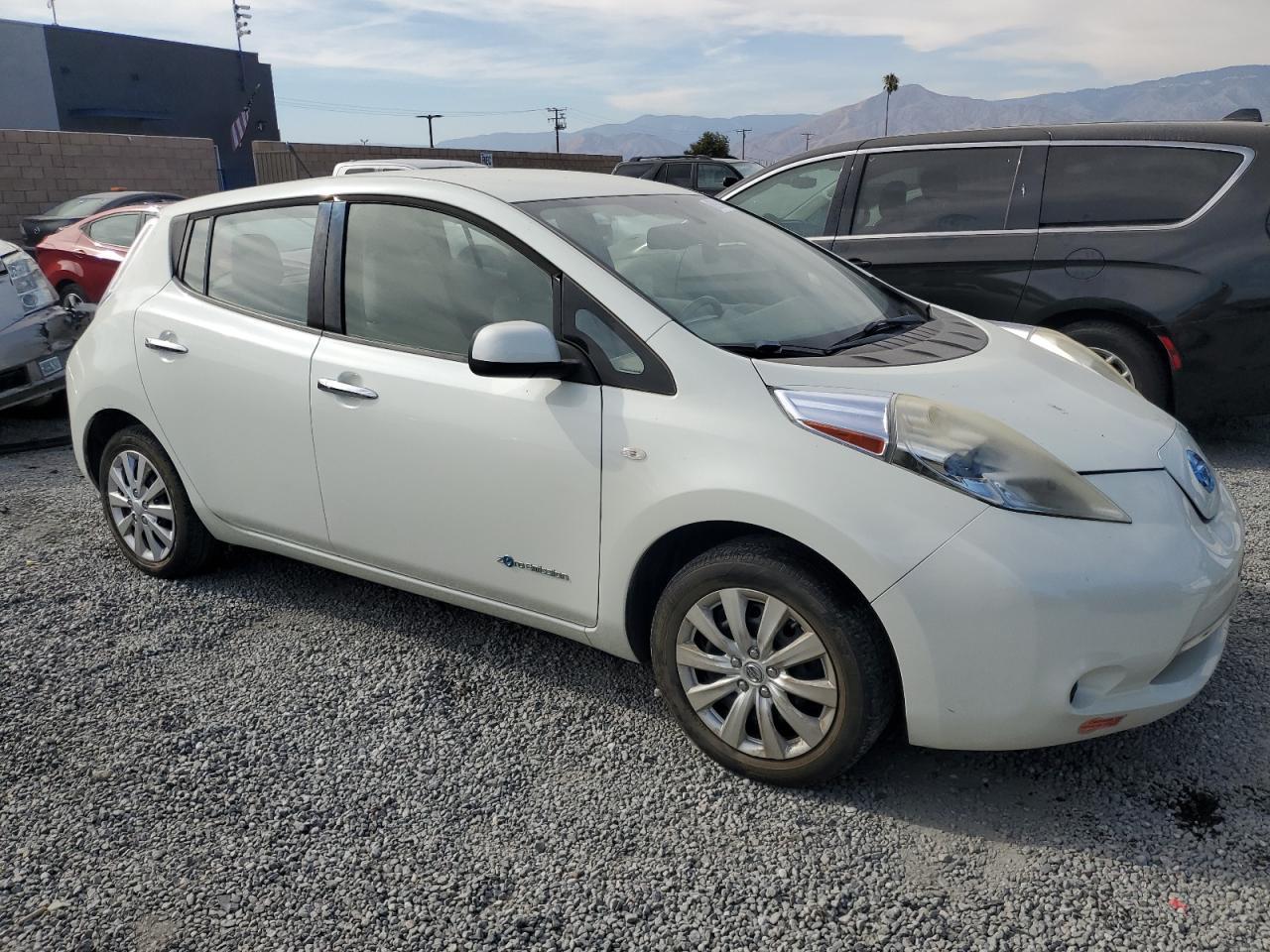 2012 Nissan Leaf Sv - Image 4