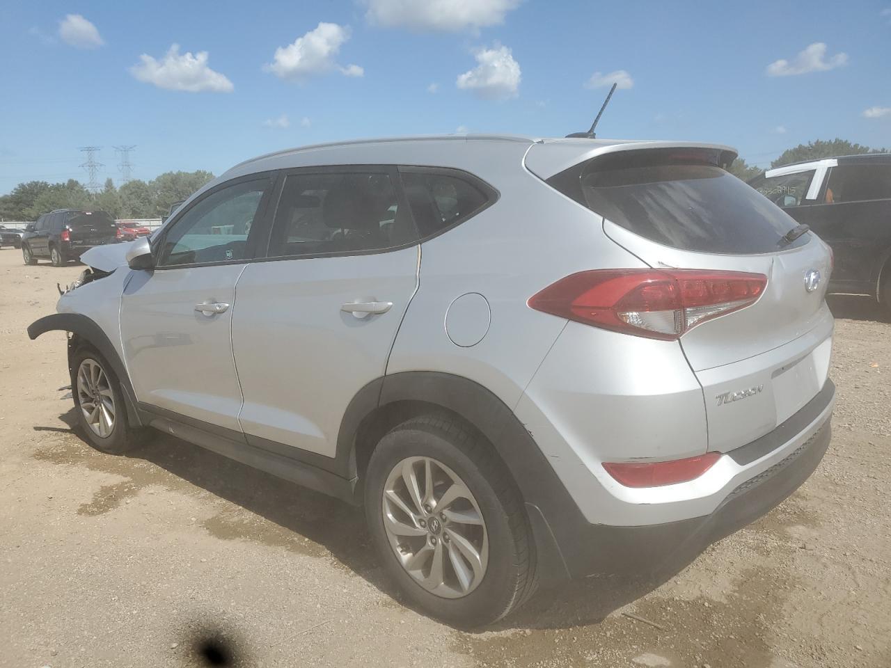 2016 Hyundai Tucson Limited - Image 2