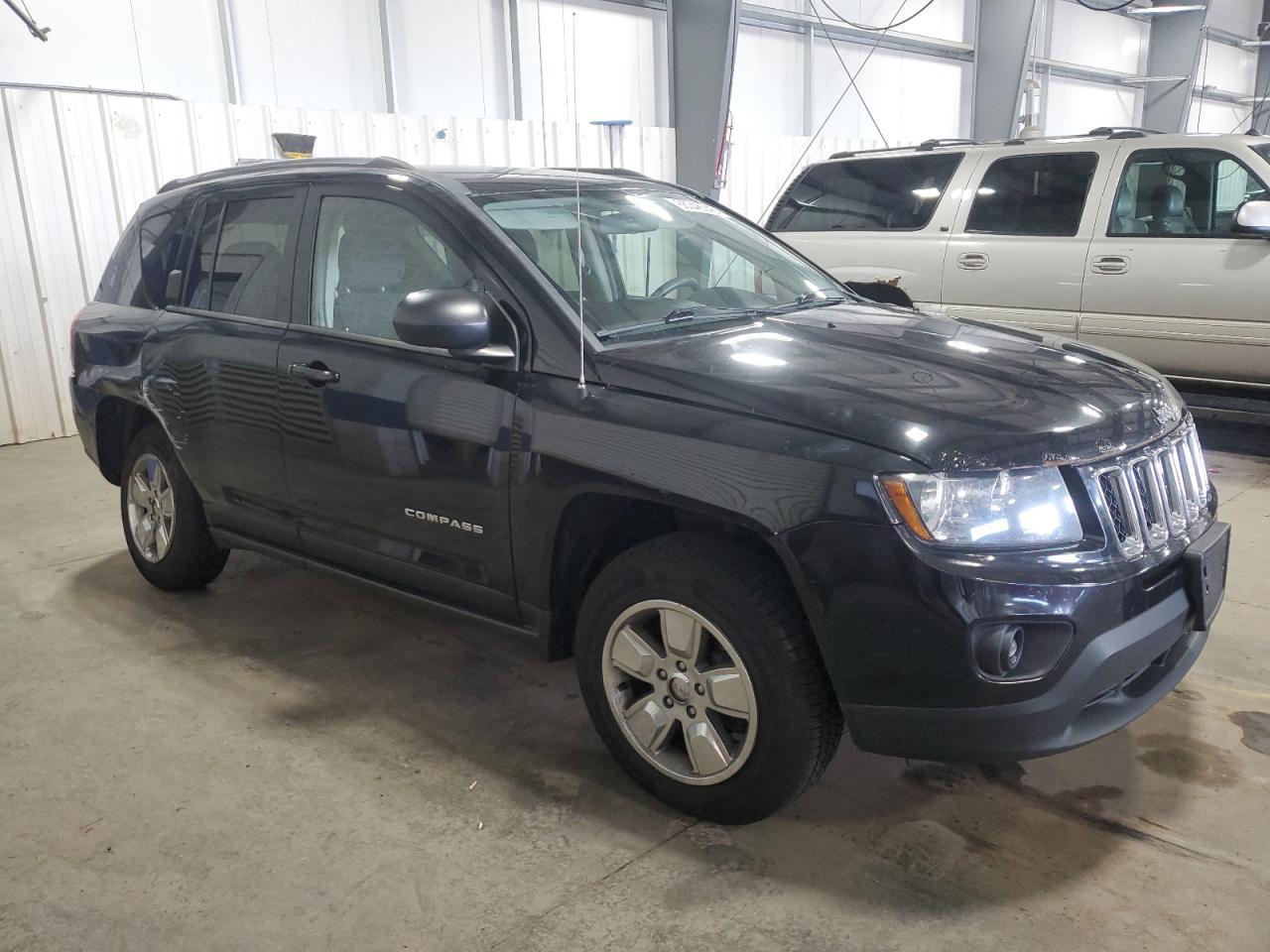 2014 Jeep Compass Sport - Фото 4