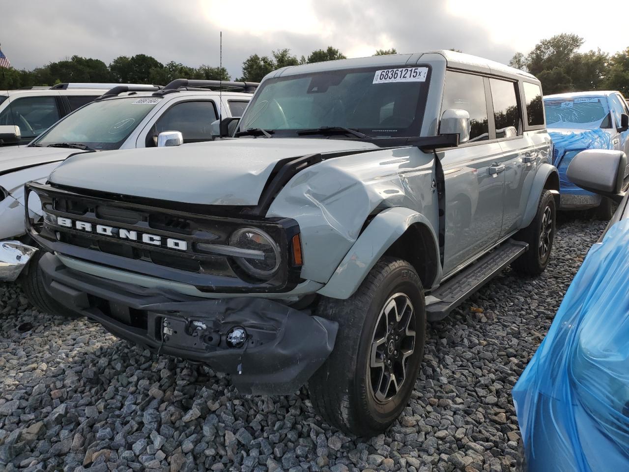 2023 Ford Bronco Base
