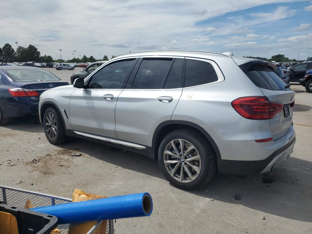2019 BMW X3 xDrive30I - Фото 2
