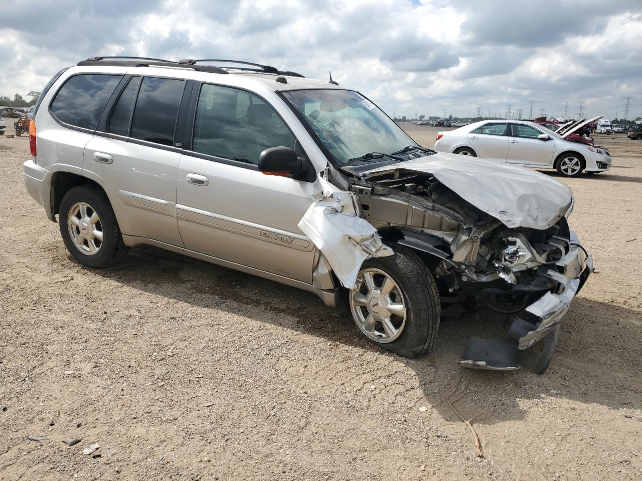 2004 GMC Envoy - Фото 4