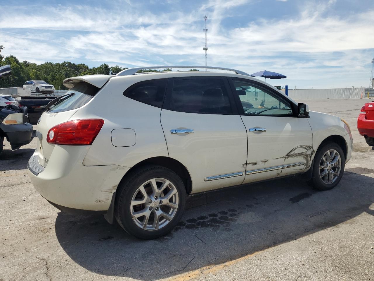 2012 Nissan Rogue S - Фото 3